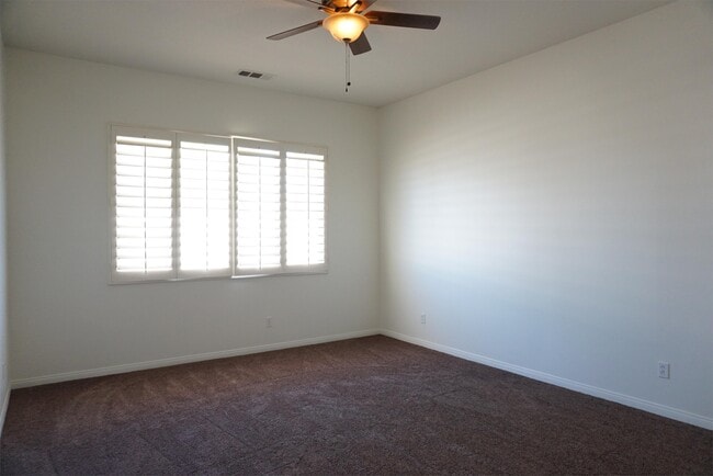 Building Photo - 84030 Colibri Ct