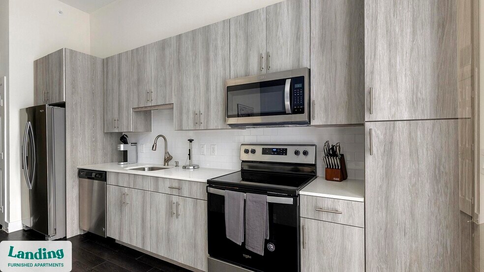 Building Photo - 401 Hemphill St