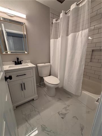 Building Photo - 4640 Fairfield St