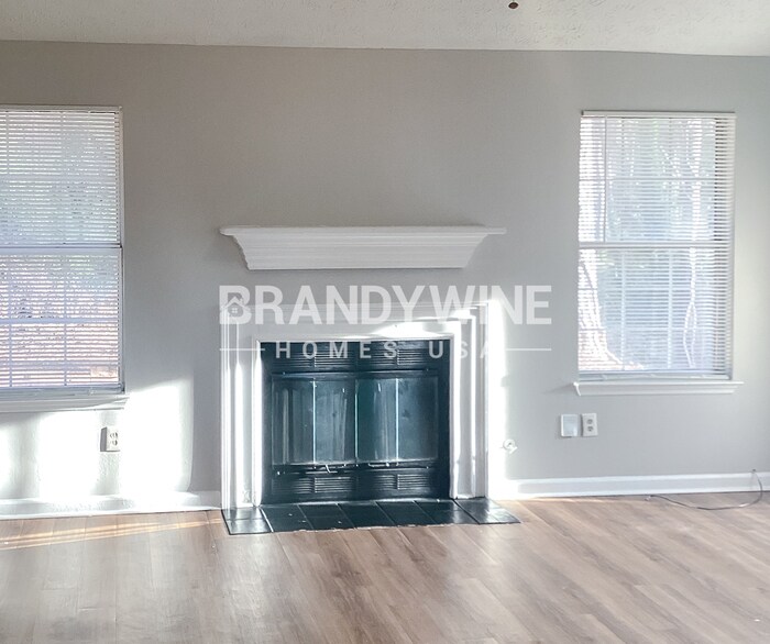 Building Photo - 1964 Corners Cir