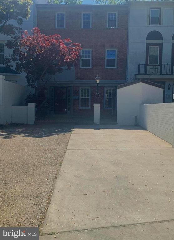 Building Photo - 13131 Putnam Cir