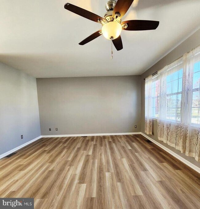 Building Photo - 2768 Fynamore Ln