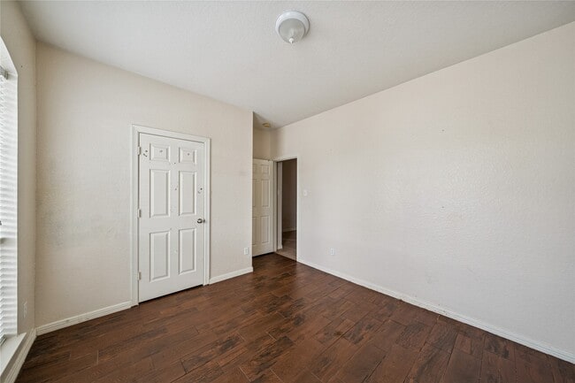 Building Photo - 10014 Williams Field Dr