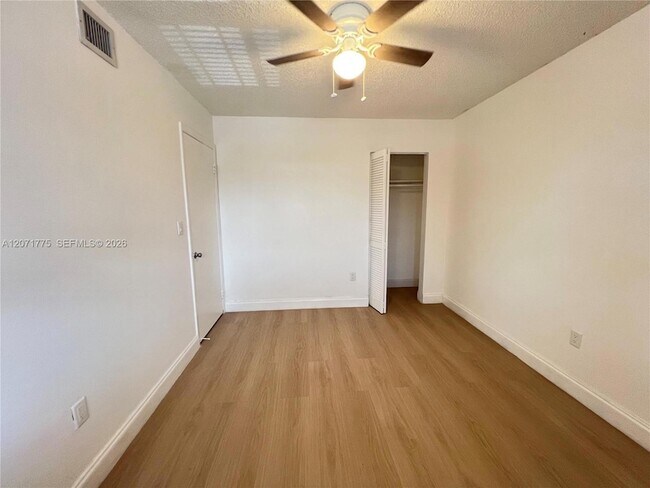 Building Photo - 15665 SW 82nd Cir Ln