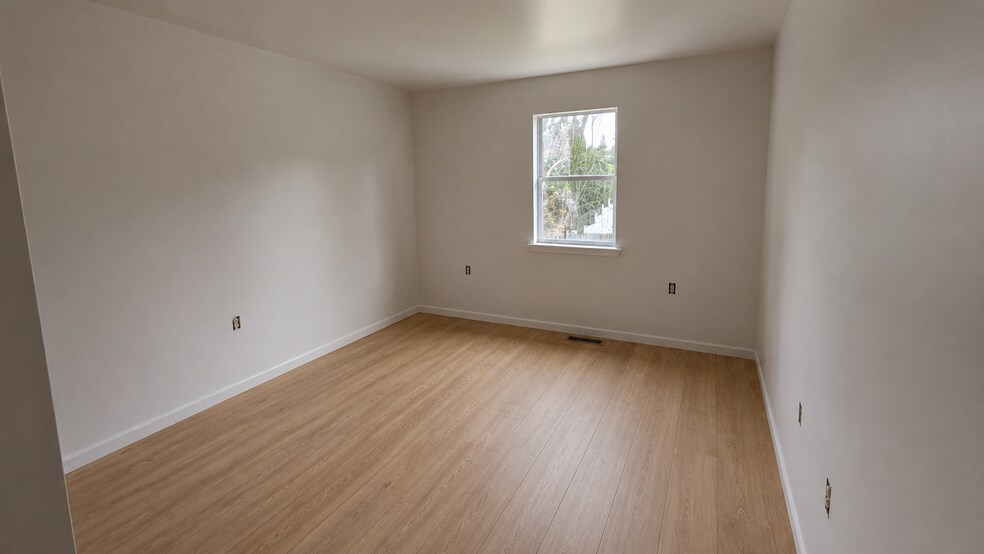 Building Photo - 1648 Angela Dr