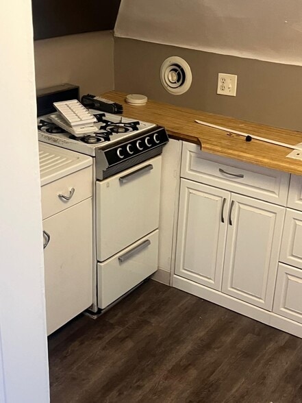 Building Photo - 601 Chestnut St