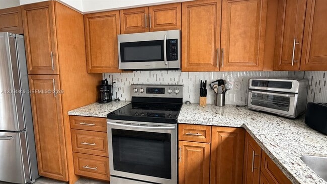 Building Photo - 2600 S Ocean Dr