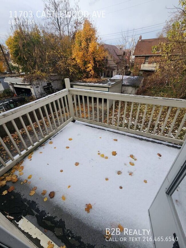 Building Photo - 11703 Castlewood Ave