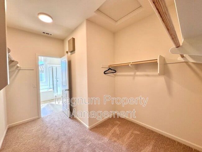 Building Photo - 25147 Hunter Ave