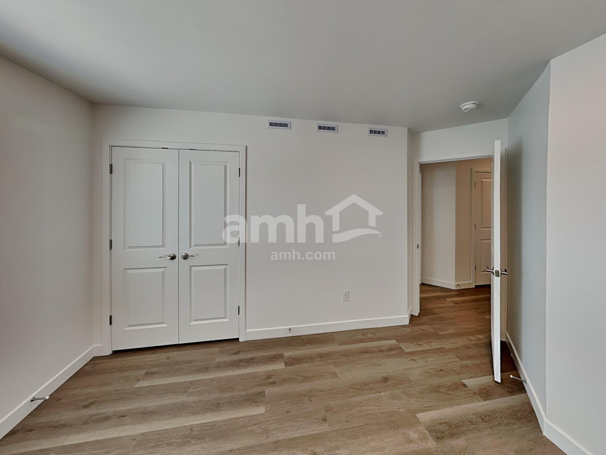 Building Photo - 6477 E Paseo Baranda