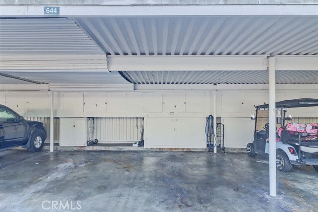 Building Photo - 881 Via Mendoza