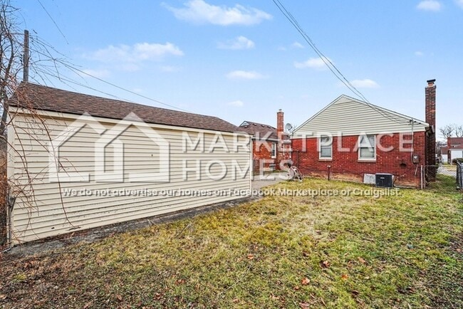 Building Photo - 9917 Sussex St