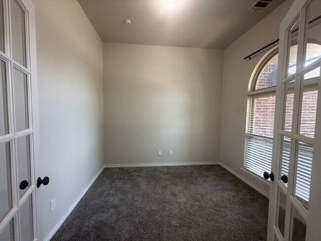 Building Photo - 11309 NW 99th St