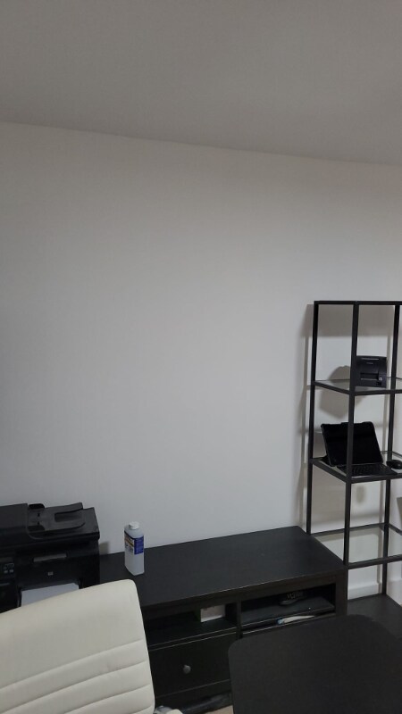 Building Photo - 570 N Tropic Ln