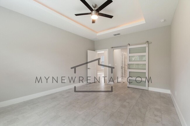 Building Photo - ONE MONTH FREE RENT! Modern, energy effici...