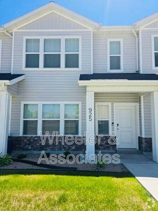 Building Photo - 925 W 1000 N