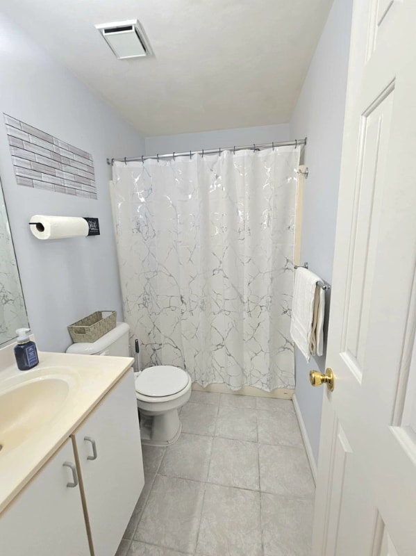 Building Photo - 2465 London Pointe Dr