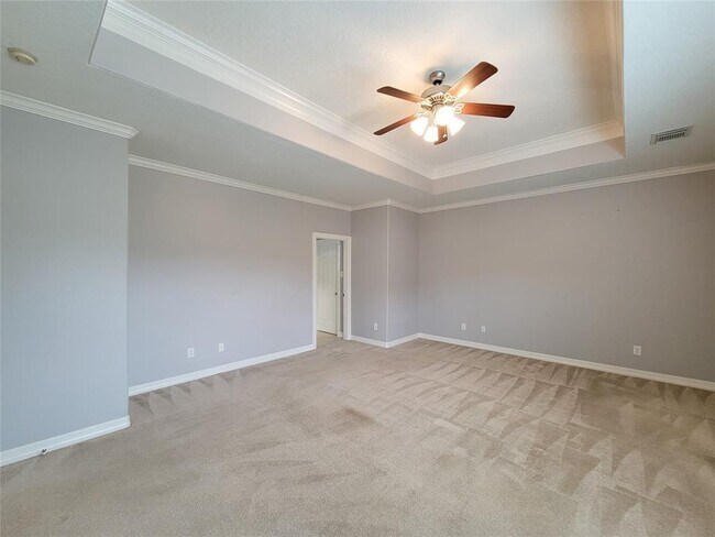Building Photo - 884 Detering St
