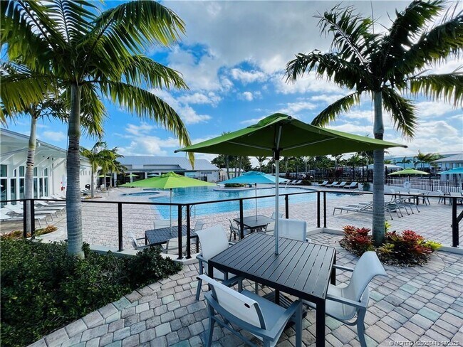 Building Photo - 35 NE Nautical Dr