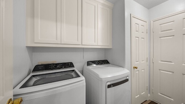 Building Photo - Beautifully Upgraded 4-Bedroom Home with First-Floor Primary Suite, Quartz Counters & Large Backyard