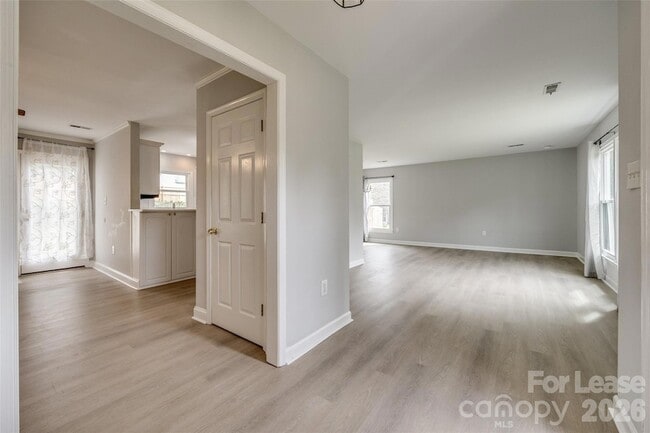 Building Photo - 7324 Killingdeer Ln