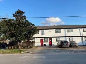 Building Photo - 4301 La Branch St
