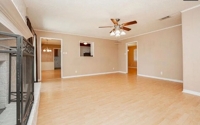 Building Photo - 1203 Blueridge Pky