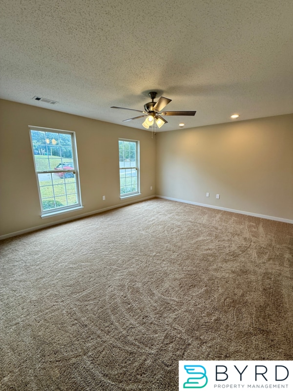 Building Photo - 913 Wheelwood Way