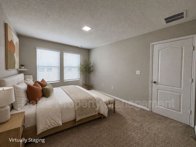 Building Photo - 5110 Adelaide Dr