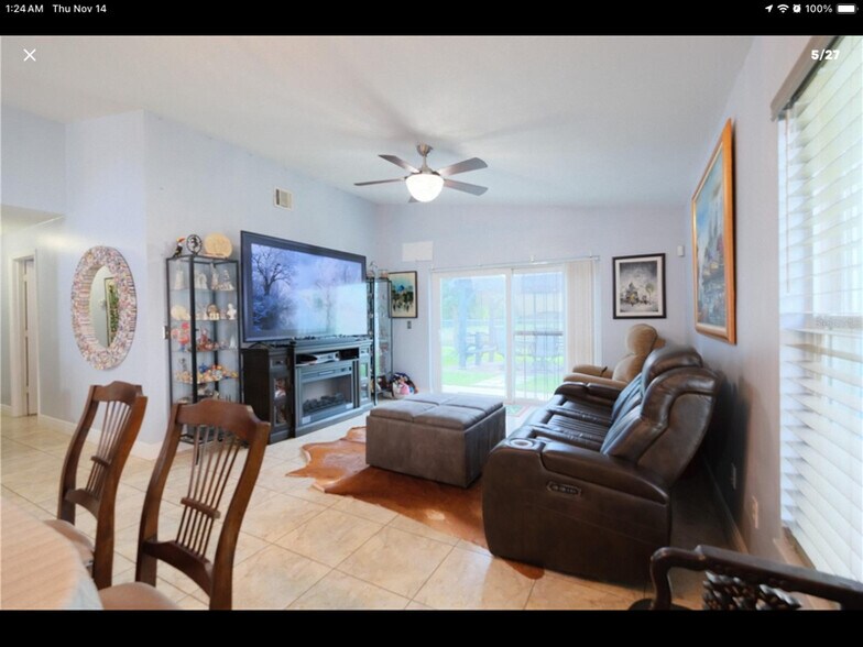 Building Photo - 806 Virginia Woods Ln