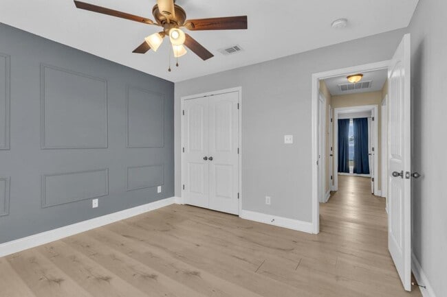 Building Photo - 5073 Branch Point Dr