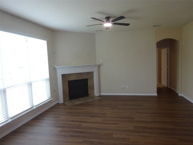 Building Photo - 4938 Yearling Ridge Ct