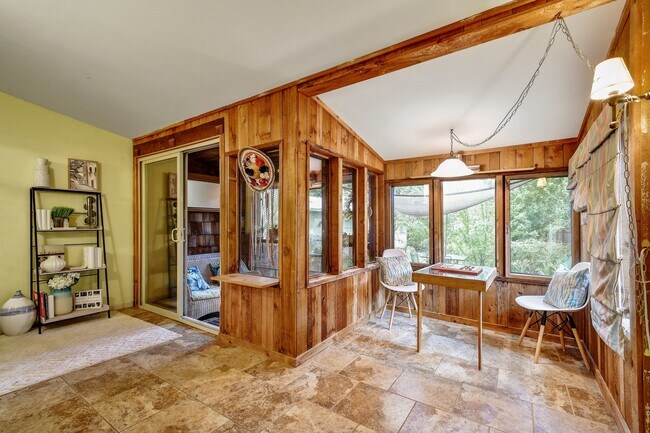 Sunroom - 220 Corona Ave