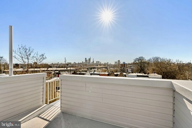 Building Photo - 3036 W Berks St