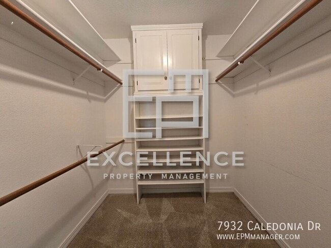 Building Photo - 7932 Caledonia Dr