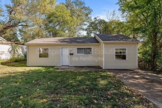 Building Photo - 10140 Earl Dr