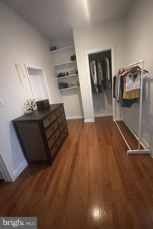 Building Photo - 414 S 15th St