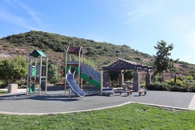 Building Photo - 3281 Vestra Way