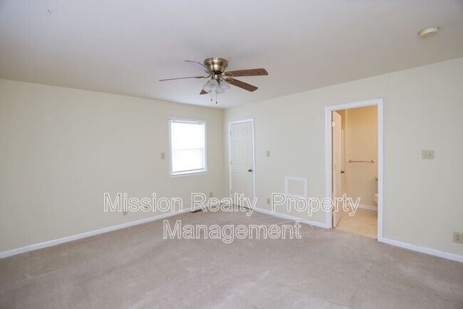 Building Photo - 8707 Mapleton Rd