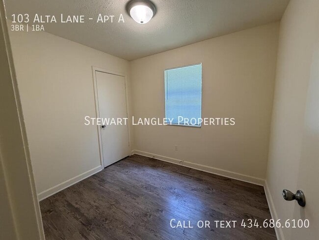 Building Photo - 103 Alta Ln