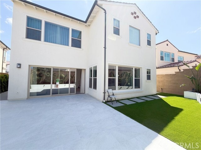 Building Photo - 115 Mossvine