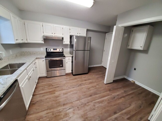 Building Photo - 453 Brannen Drive #7