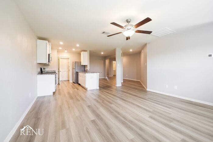 Building Photo - 25397 Cypress Bend Dr