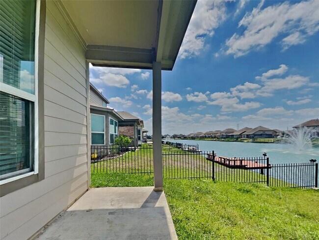 Building Photo - 24819 Alberti Sonata Dr