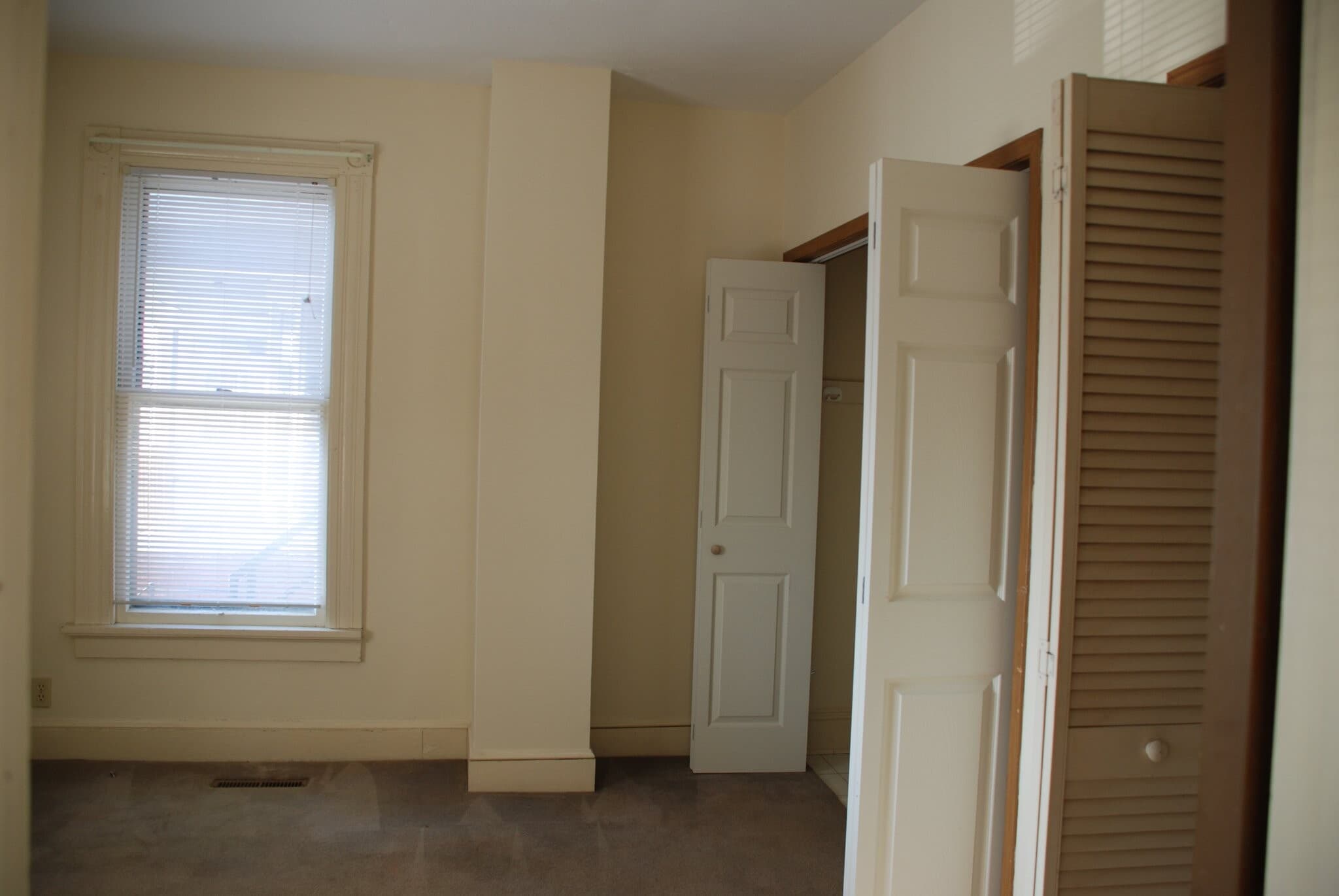 Building Photo - 207 Scammel St