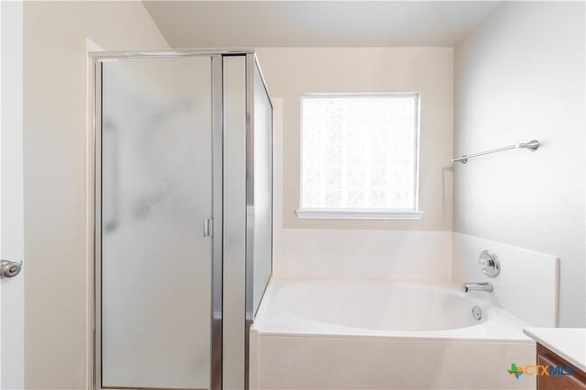 Building Photo - 9816 Tully Weary Ln