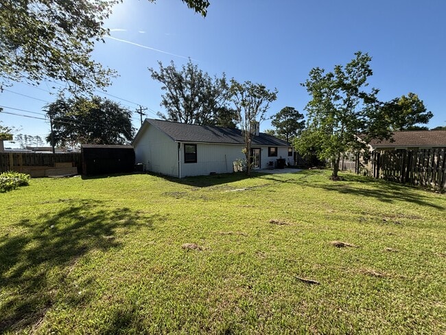 Building Photo - 2822 Homestead Rd