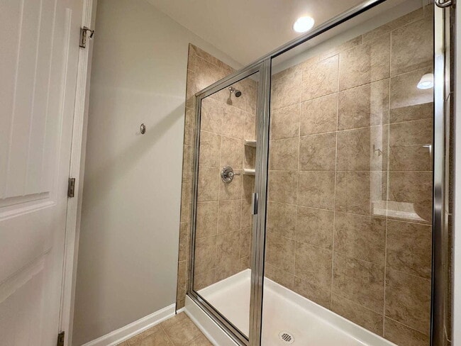 Building Photo - Modern 2 Story Townhome in Brightleaf Comm...