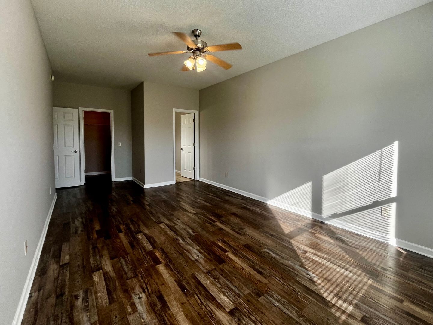 Building Photo - 11013 Calera Passage