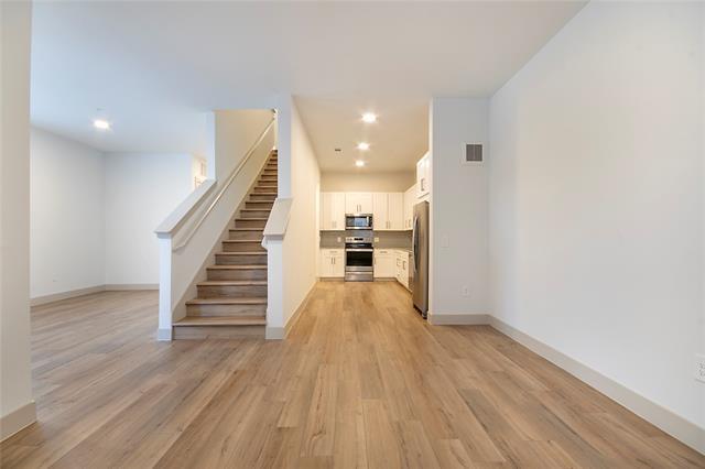 Building Photo - 4700 W Spring Creek Pkwy